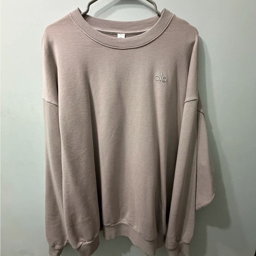 ALO Yoga Accolade Washed Crewneck Sweater